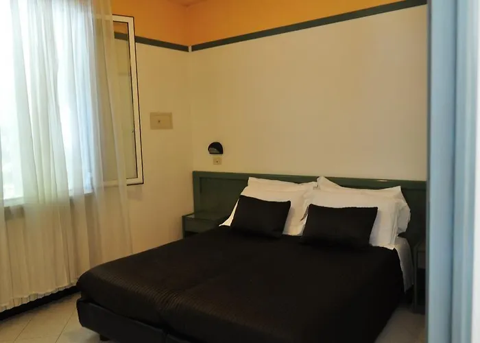 Szálloda Esedra 3*