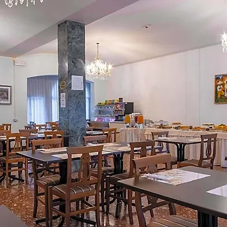 Hotell Esedra