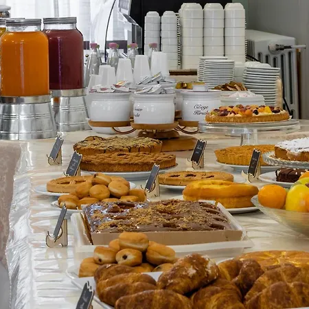 Esedra Otel 3*
